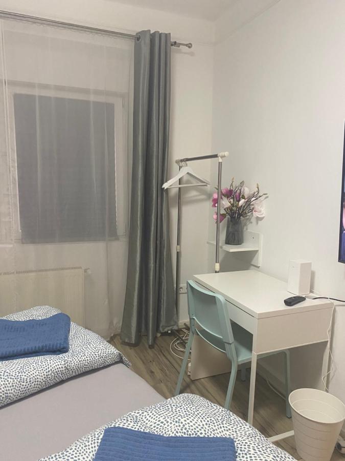 Tatra Apartment By The Danube Fully Accessible Budapest Exterior photo